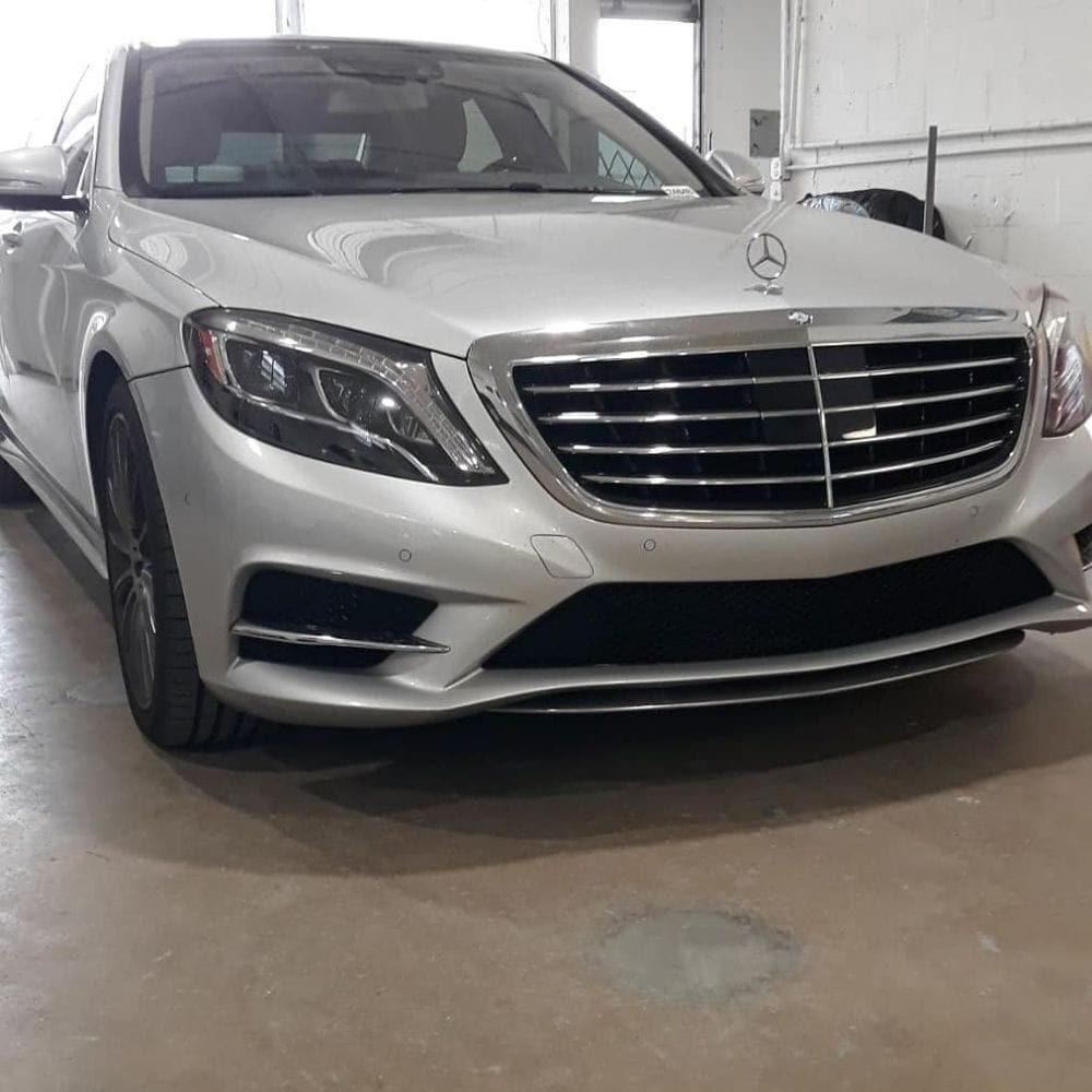 Mercedes-Benz S550 front after body work